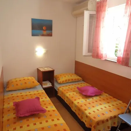 Πανσιόν The Palm 3*