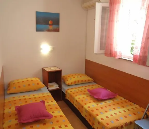 Πανσιόν The Palm 3*